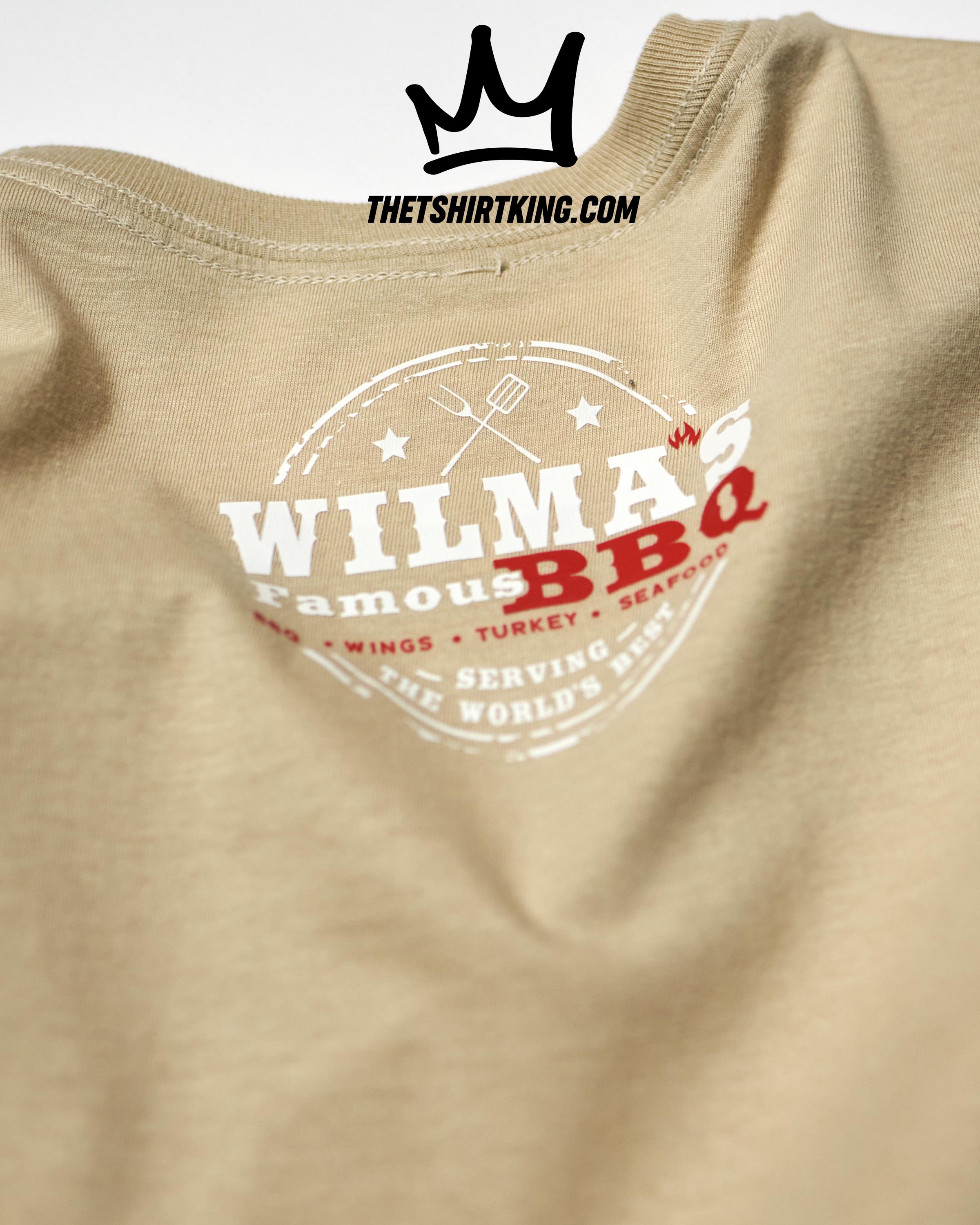 Wilma's BBQ — collar close-up